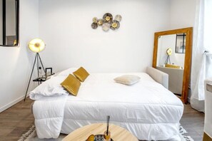 1 chambre, fer et planche Ă repasser, lit parapluie, Wi-Fi gratuit