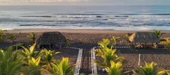 Beautiful 3 Bedroom Ocean Front Condo