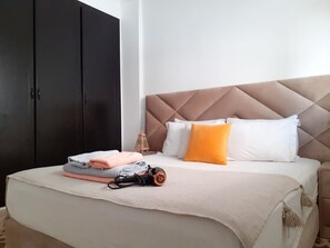 1 chambre, Wi-Fi gratuit, draps fournis