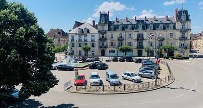 â
Studio FrĂšres LumiĂšreâ
Centre ville Dole - Wifi Netflix