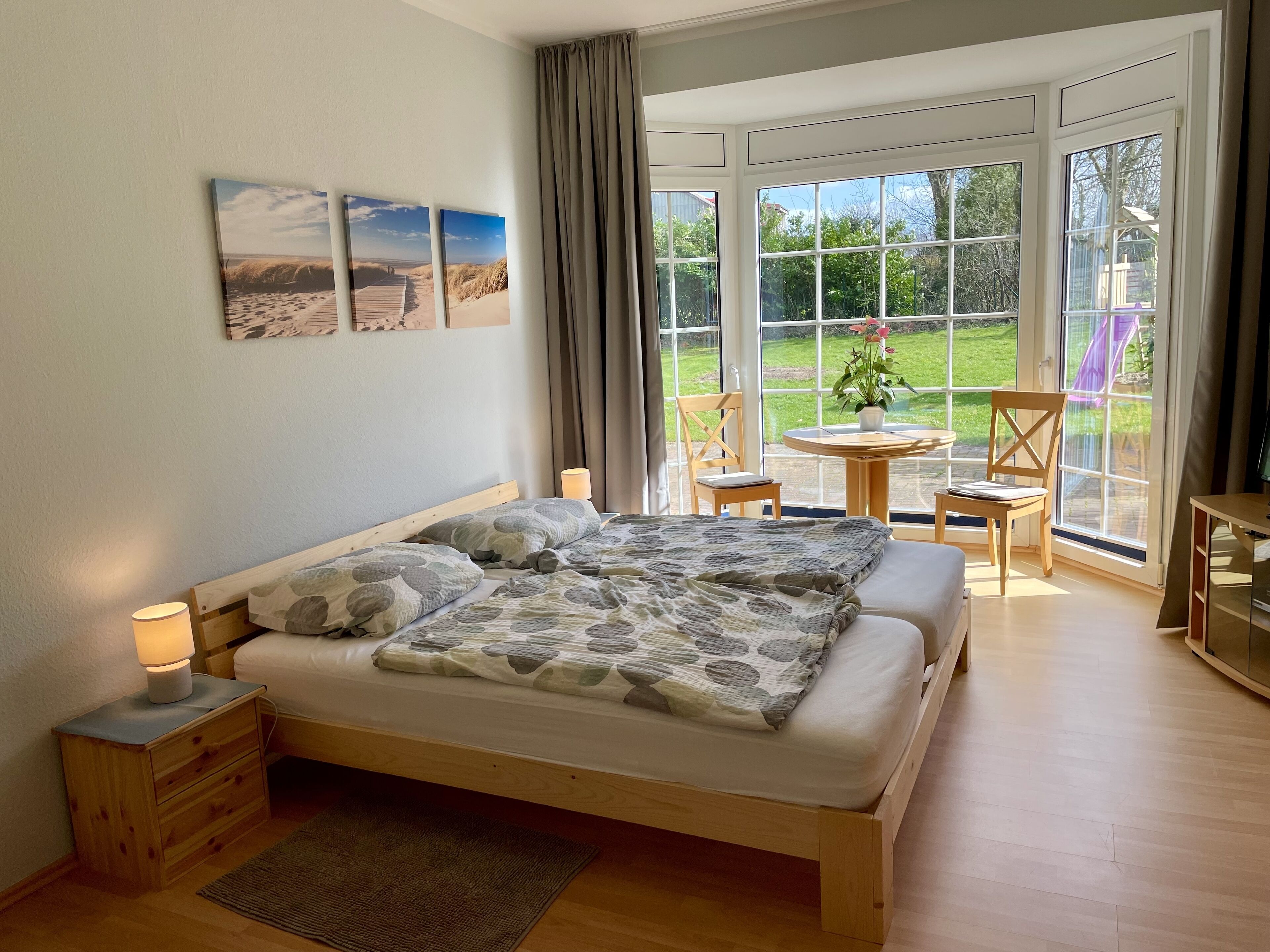 1. Schlafzimmer (3. Personen)