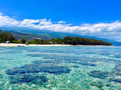 House near the Beach, Private Jacuzzi & Paddle, Exotic charm, 5* Listed