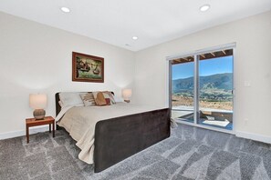 3 bedrooms, desk, iron/ironing board, free WiFi - Experience luxury at BMS14 | Copper Peak Retreat, a 3BR home in scenic Eden, UT. (Eden)