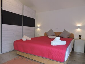 1 Schlafzimmer, Bügeleisen/Bügelbrett, WLAN, Bettwäsche