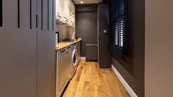 Romantische Suite | Eigene Küche | Mini-Kühlschrank, Mikrowelle, Herdplatte, Wasserkocher