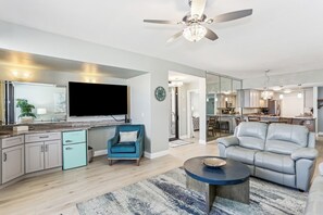 تلفزيون ذكي