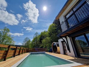 Piscine extérieure, piscine chauffée