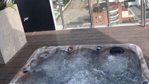 Uklassifisert bilde, 3 av 58, knapp