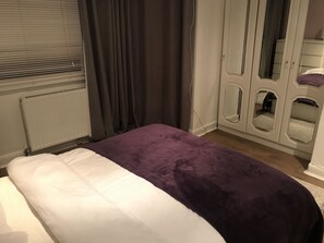 2 habitaciones y ropa de cama 