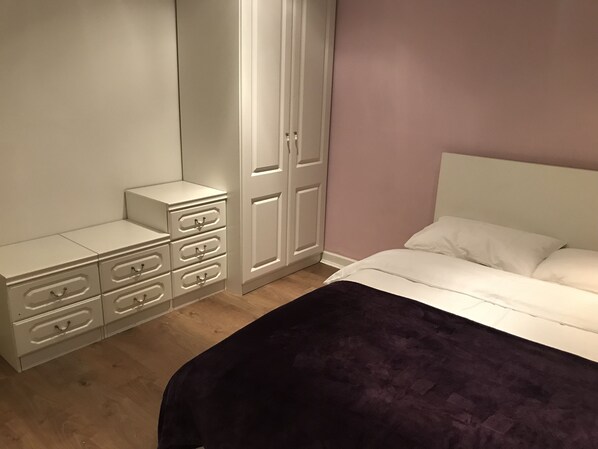 2 habitaciones y ropa de cama 