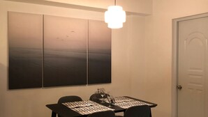 Apartamento Confort | Servicio de comidas en la habitación
