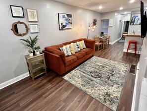 Interior - Spacious University City Home Near Art Museum, Zoo, DrexelU, UPenn (Philadelphia)