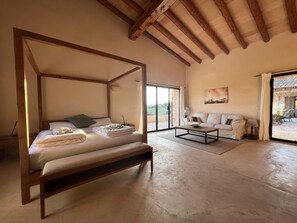 12 bedrooms, iron/ironing board, travel cot, free WiFi - Son Pages - two exclusive houses with sea views, large pool, fully air-conditioned (Manacor)