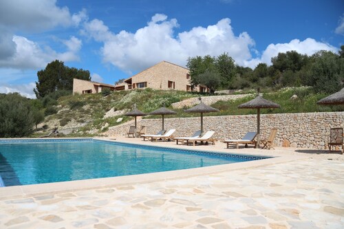 Son Pages - two exclusive houses with sea views, large pool, fully air-conditioned