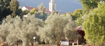 Gites 4/5 pers. in Grosseto-Prugna in Corsica between sea and mountains