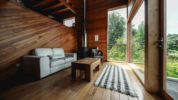 Deluxe Villa | Living area