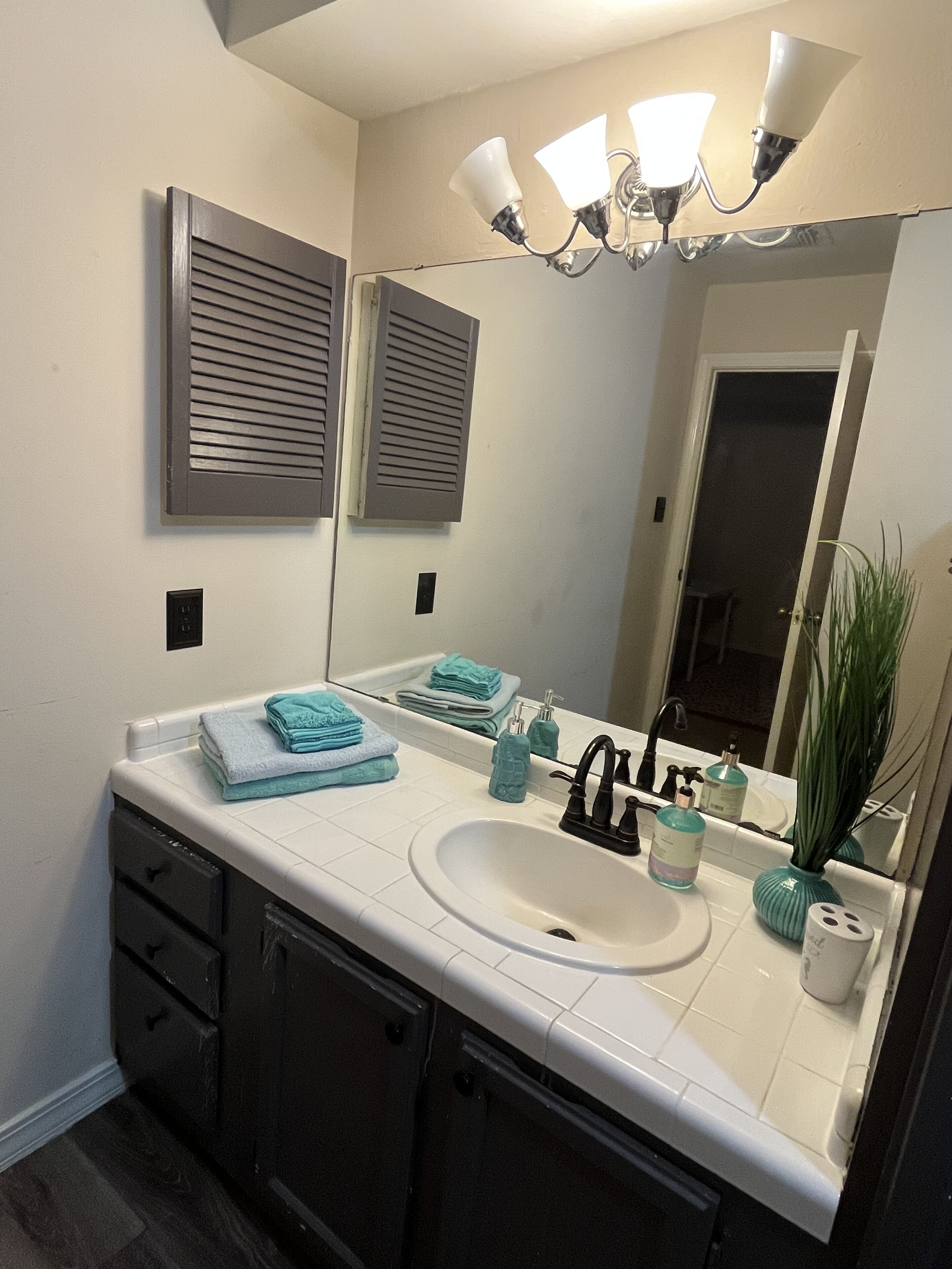 Dutxa, tovalloles, sabó i xampú 