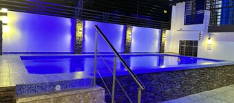 BEAUTIFUL VACATION HOME, PVATE POOL, SPACIOUS TERRACE.