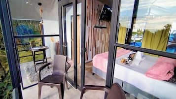 1 quarto, Wi-Fi de cortesia, roupa de cama