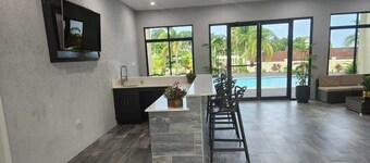 Honey Cove Luxury Villa w/pool-5 minutes to Ocho Rios town