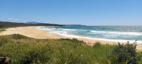 Beach nearby - Beach pad with a modern touch in the heart of Iluka (Iluka)