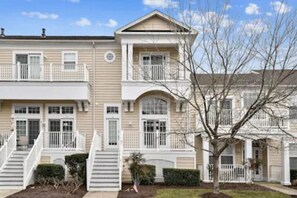 Exterior - Beautiful townhouse in Bayside at Bethany Lakes...5 min drive to beach! (Ocean View)