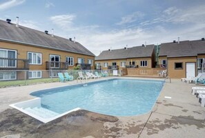 Utomhuspool