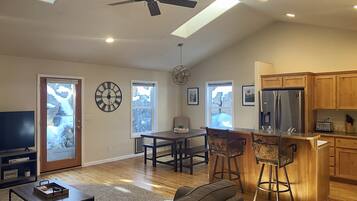 Smart TV, fireplace, DVD player, books