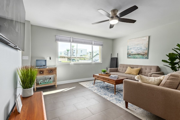 Modern Chic Living Room