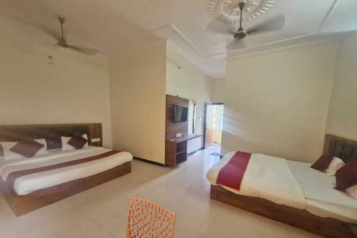 Family Twin Room