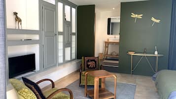 Quarto casal júnior | Área de estar
