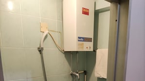 Unclassified image, 4 of 6, button - Ka Wut villa hostel (Kowloon)