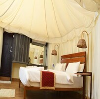 Rollaway beds, bed sheets