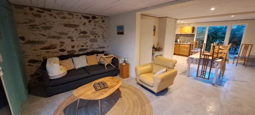Vendée - Entre Mer et campagne - Gite La Loge  - Piscine Couverte Chauffée