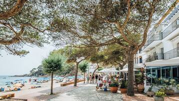 Fachada de la propiedad