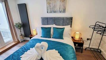 3 soverom, strykejern/-brett, wi-fi og sengetøy