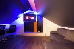 Télévision, espaces bureaux