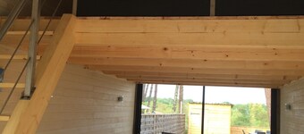 Semi-detached villa under the pines with mezzanine garden and shared pool