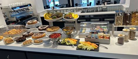 Free daily buffet breakfast