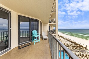 Signature Condo, 3 Bedrooms, Balcony, Ocean View | Balcony