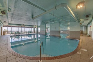 Indoor pool, outdoor pool - Phoenix X 907 (Orange Beach)