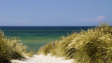 In Strandnähe, Liegestühle