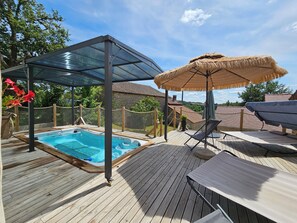 مغطس سبا خارجي