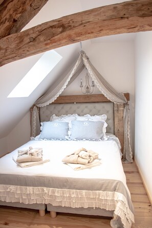 2 slaapkamers, een kluis op de kamer, een strijkplank/strijkijzer