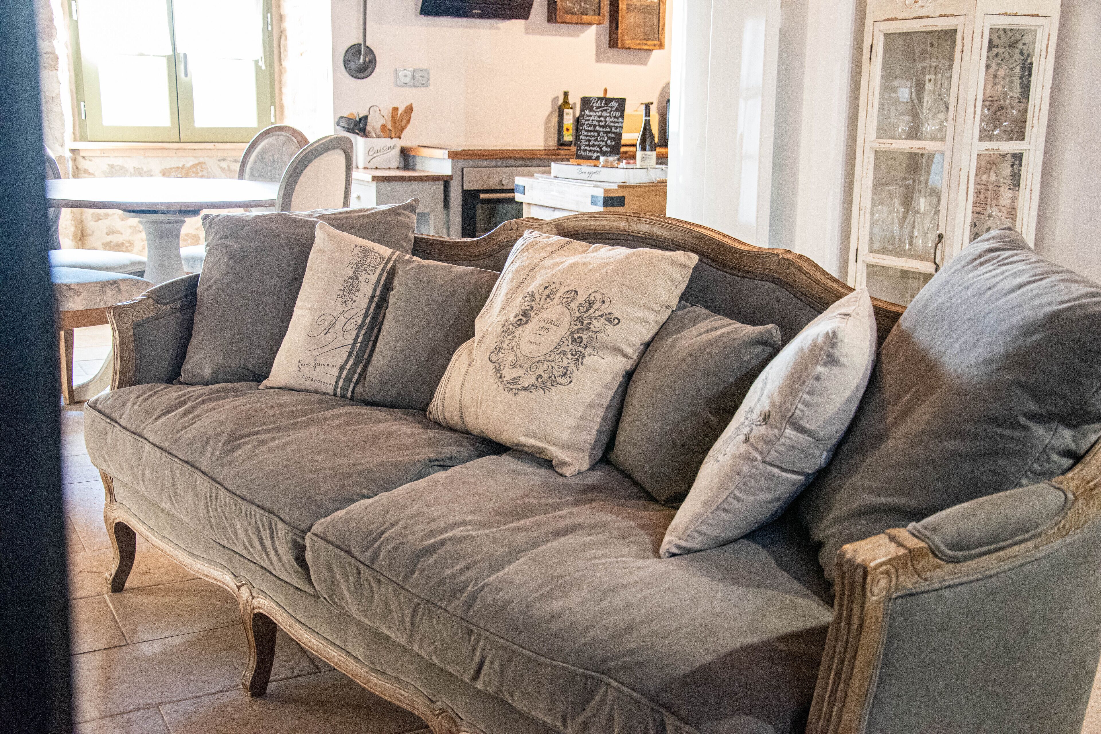 Televisie en een open haard