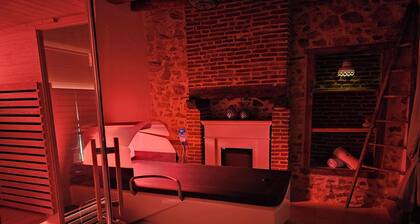 Les 3 Clefs de GaYa Bien-être & Spa privatif : spa de nage, sauna, lit massant..
