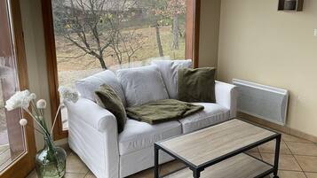 Televisie en een open haard