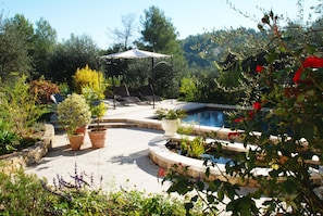 Piscine extérieure, piscine chauffée