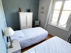 2 camere, ferro/asse da stiro, culla da viaggio, Wi-Fi gratuito