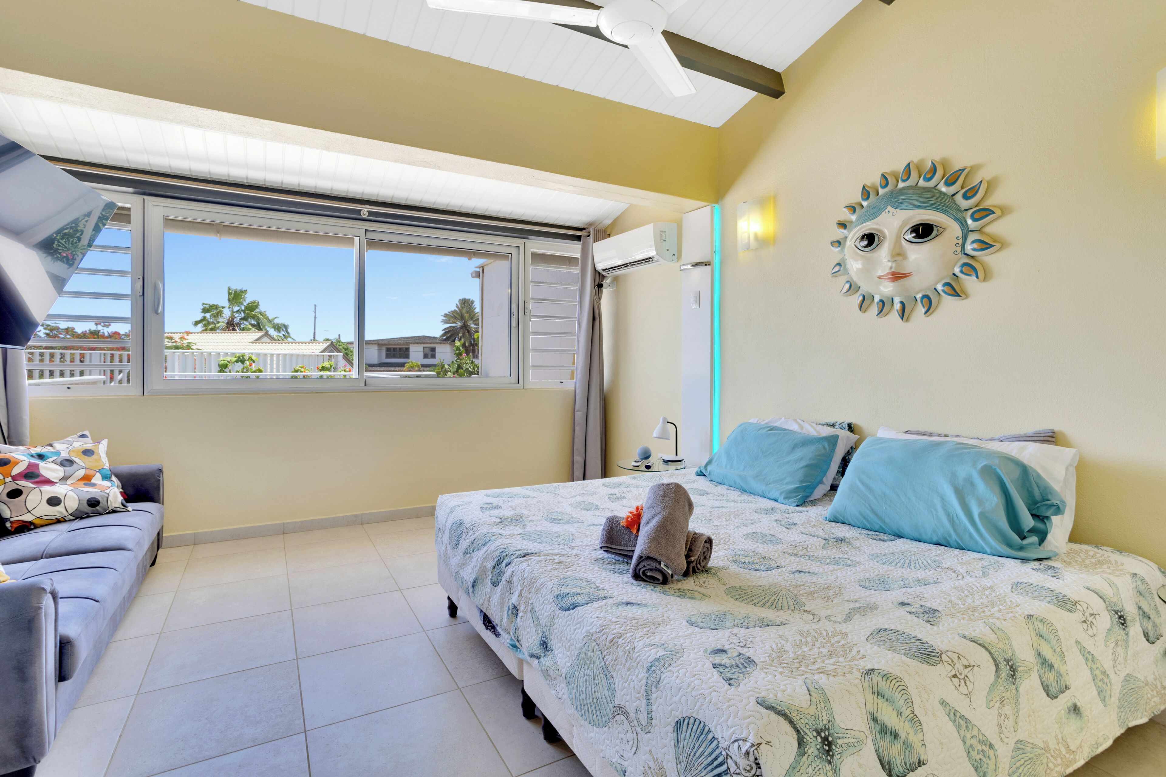 2 bedrooms, in-room safe, free WiFi, bed sheets